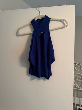 Urban Outfitters Cropped Cut Out Mockneck Tank